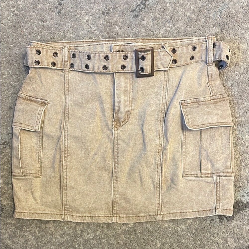 Beige Women's Skirt with Belt